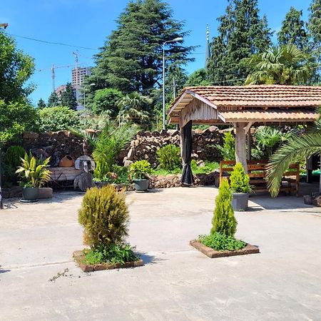 Guesthouse Gocha Beridze Batum Dış mekan fotoğraf